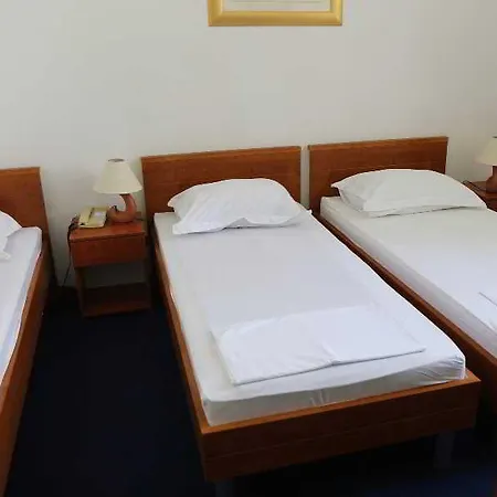 Bellevue فندق 3*