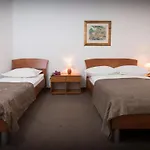 Bellevue 3* سبليت